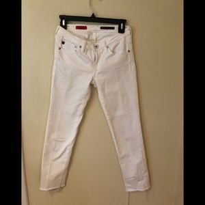 AG skinny white jeans “the Stilt” size 25
